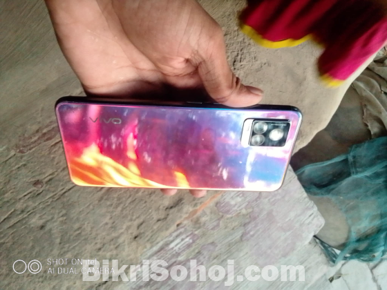 Vivo v20 8/128 gb used